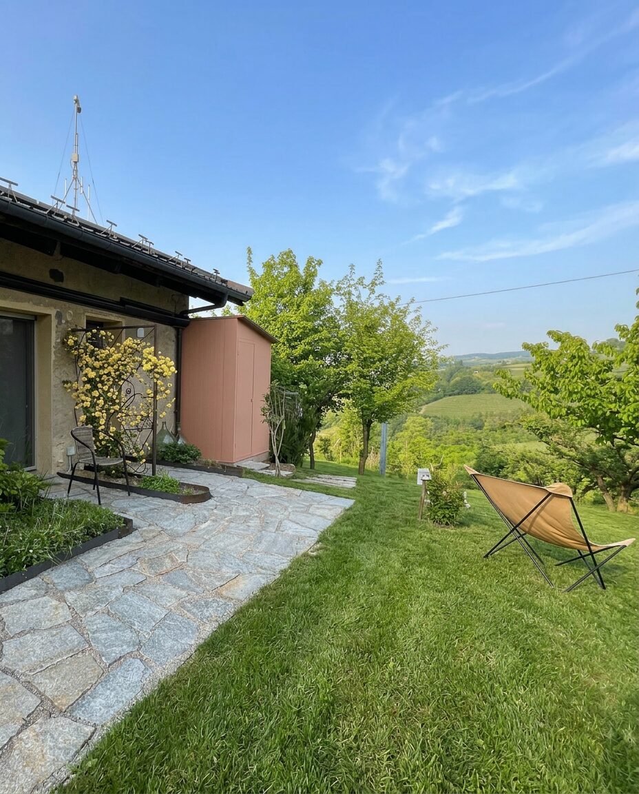 Sedia in giardino con vista sulle vigne